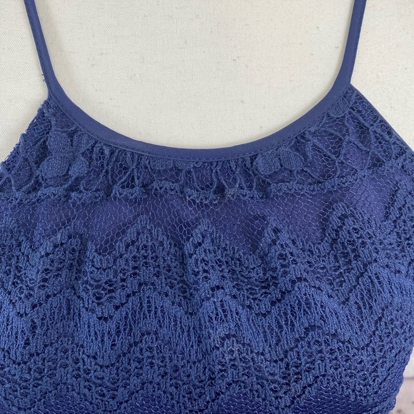 Rewind Lace Dress size Medium - Picture 6 of 11